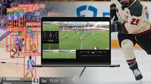 大谷翔平在 2024 赛季共使用了 30 种不同颜色的定制手套，带动了全球棒球装备热