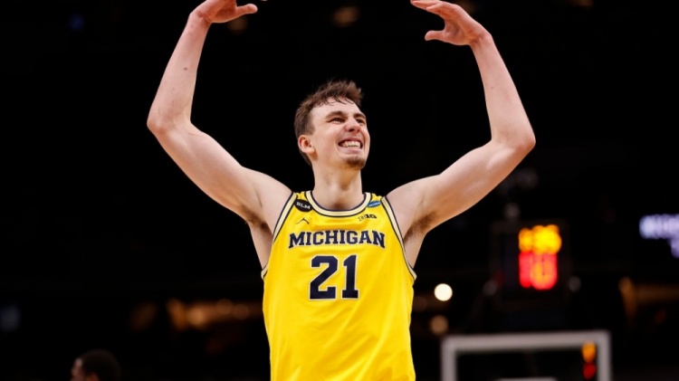 俱乐部在球 俱乐部在球