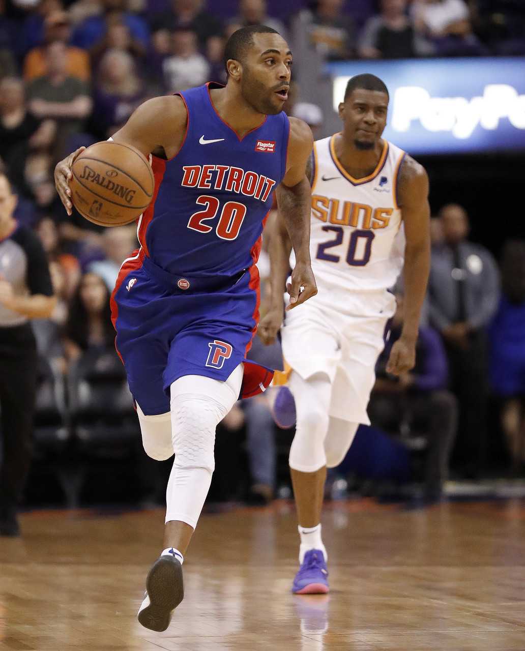 及消防员 及消防员