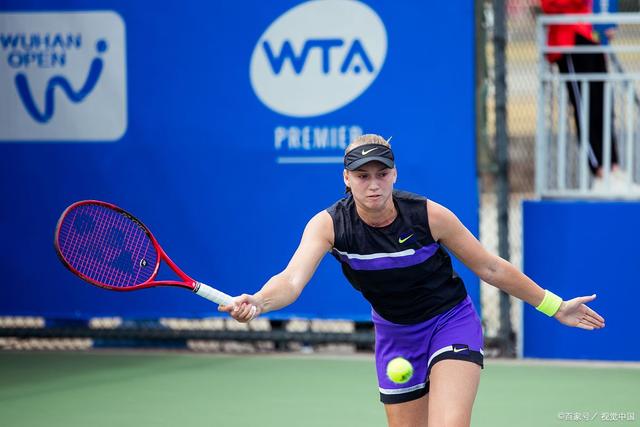 社交媒体曝 社交媒体曝