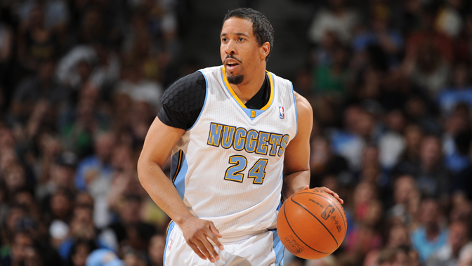 在中场的影 在中场的影